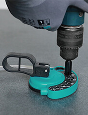 Tiler using a BIHUI Tool to represent all their equipment